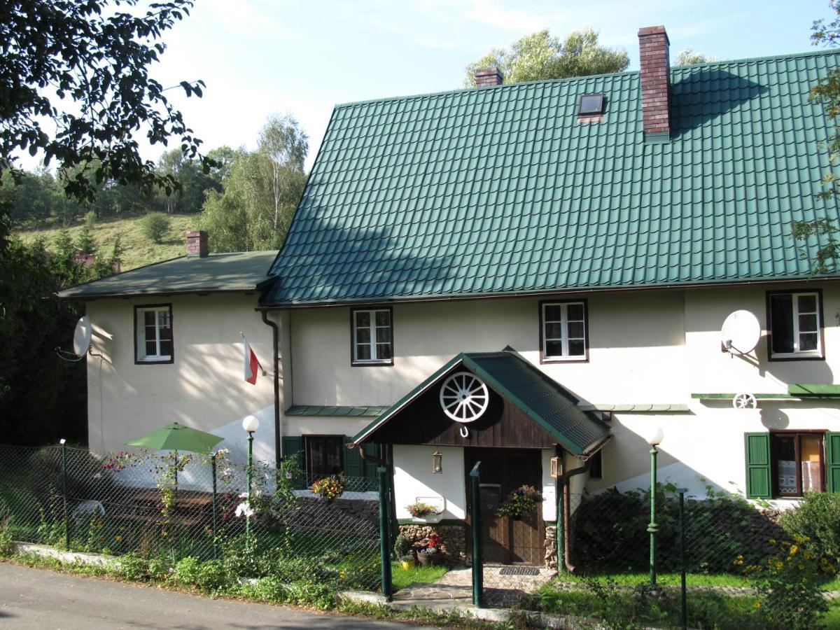 Chata Za Gorami Zagórze Śląskie Esterno foto